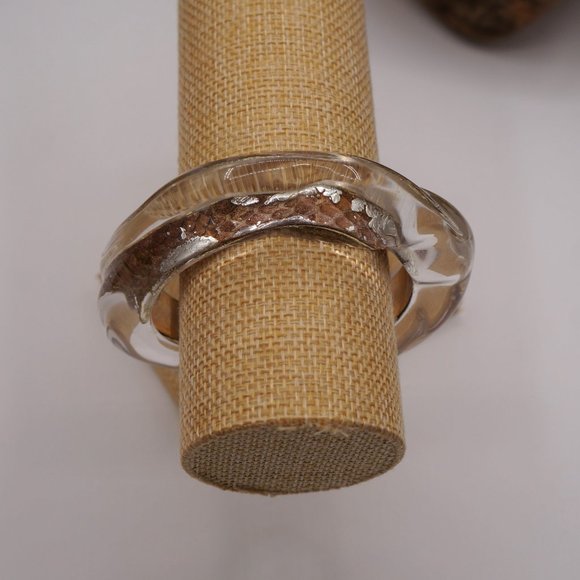 Kara Ross Exotic Snake Skin Chunky Acrylic or Lucite Wavy Bangle - Picture 7 of 13